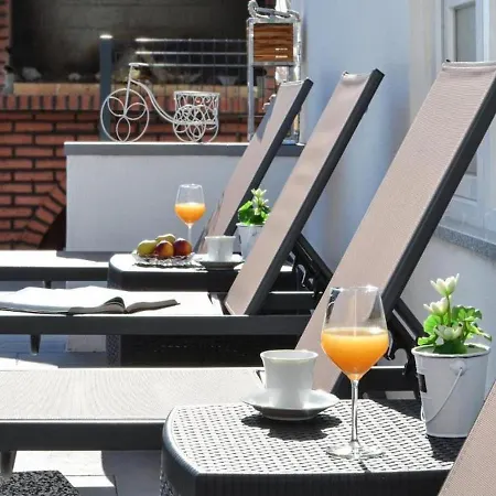 Spacious For 20 With Heated Pool And Stunning Views Apartment Trogir